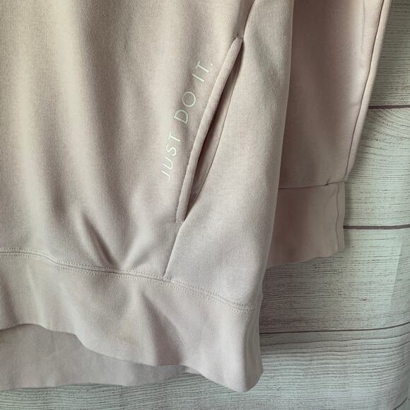 Nike Dri-Fit Light Pink Sweatshirt Oversized Crewneck Pullover Size XL - Picture 4 of 16